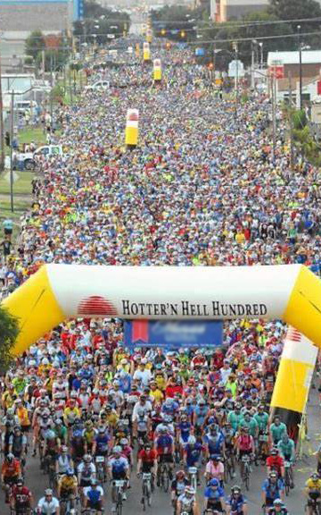 Extreme Sports Mountain Climbing